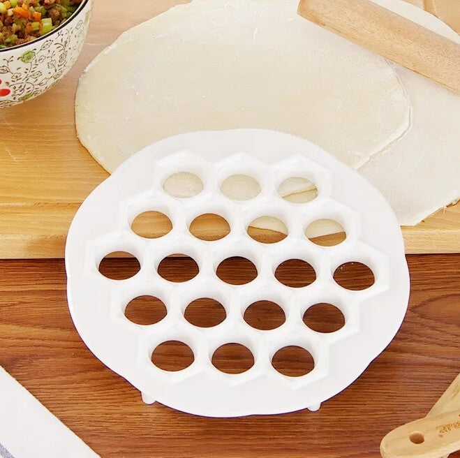 19 Holes Kitchen Dumpling mould Maker